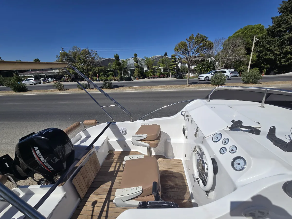 2024 Model Marin Boat Samba Deluxe